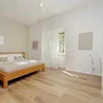 Piramide Elegance