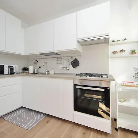 Piramide Elegance Lägenhet Rom