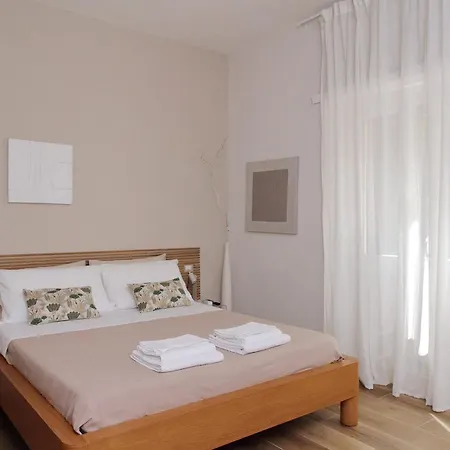 Piramide Elegance Rom