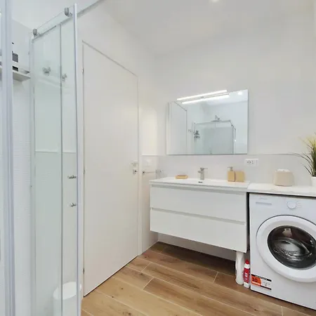 Piramide Elegance * Rom