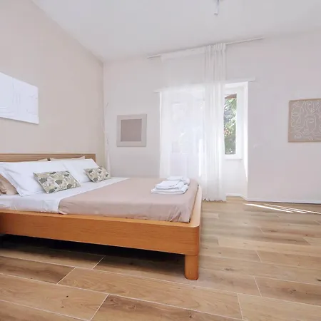 Lägenhet Piramide Elegance Rom